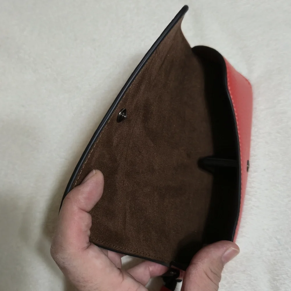 NWT Coach Sunglasses Case In Leather - Picture 3 of 6